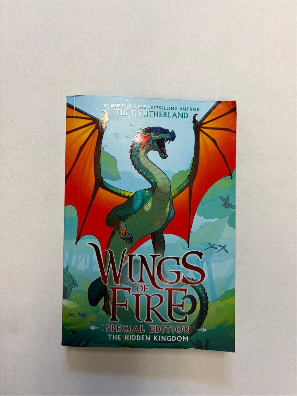 Wings of Fire The Hidden Kingdom Special Edition Tui T. Sutherland Paperback